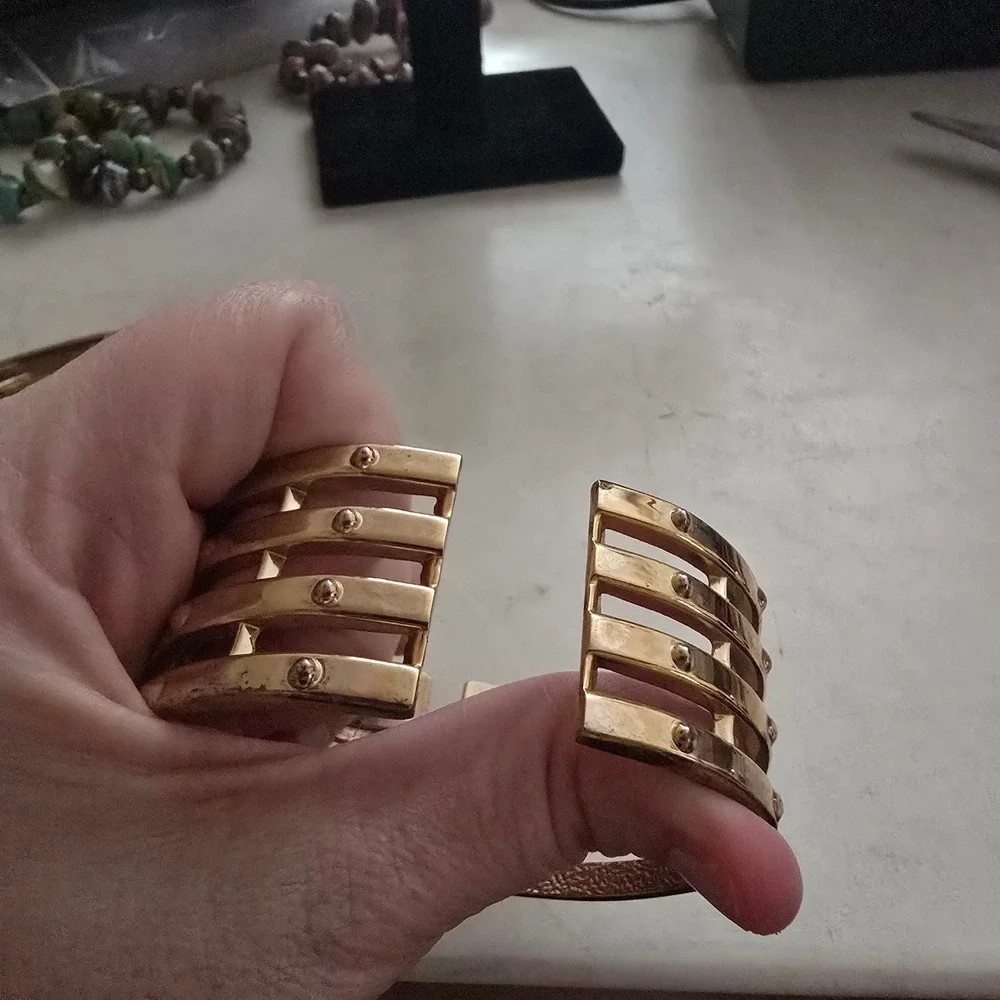 Vintage Style Enamel Gold Tone Bangle Bracelet Lot Floral Cage Textured 3pc Set